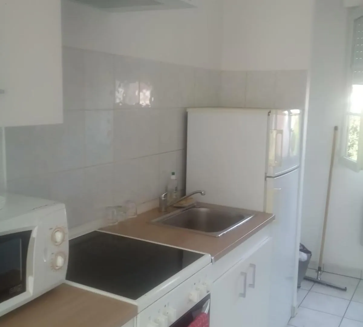 Apartment Servallhost- Duplex Proche Centre Parking Et Fibre Inclus Beauvais France