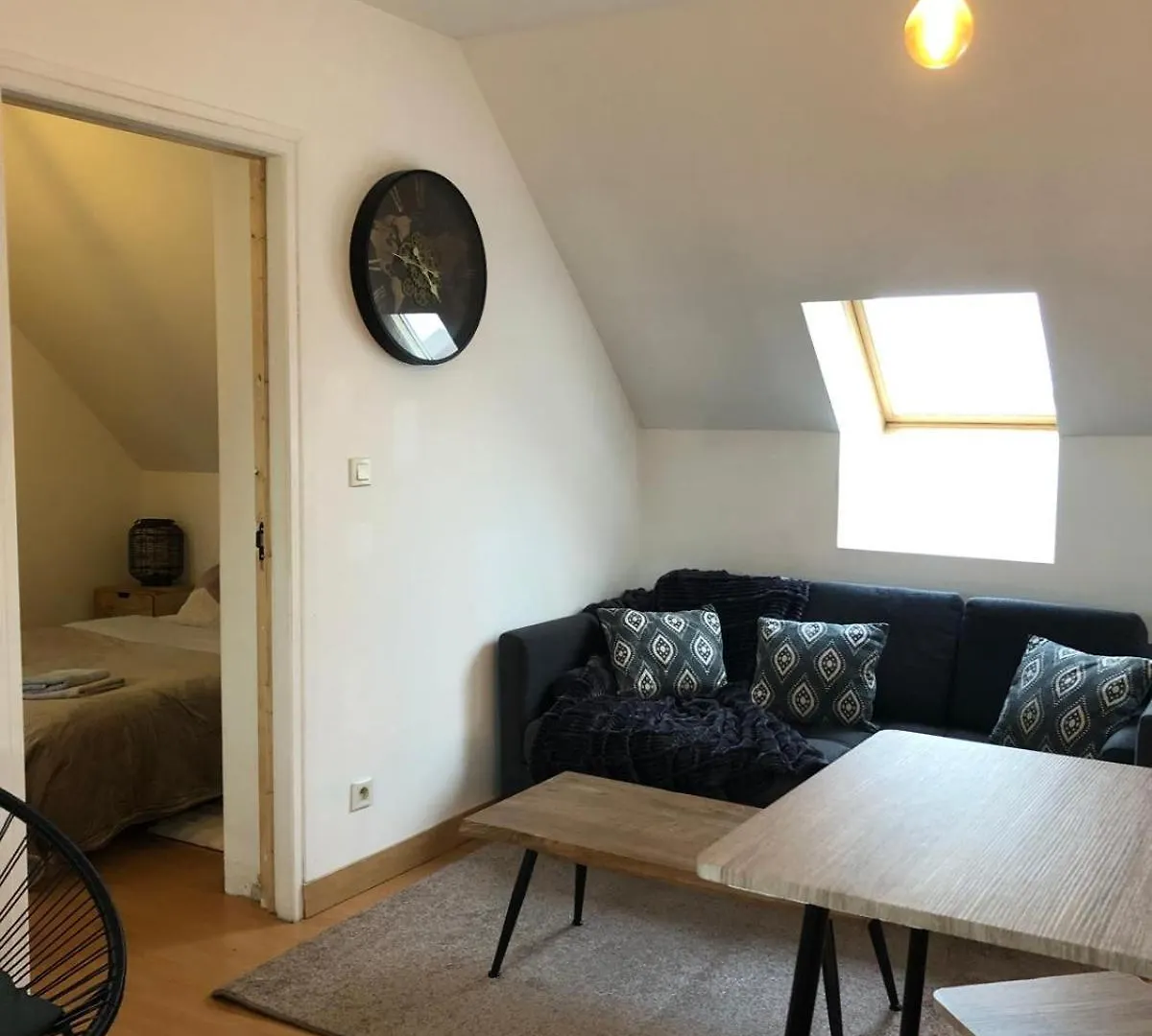 Apartment Servallhost- Duplex Proche Centre Parking Et Fibre Inclus Beauvais