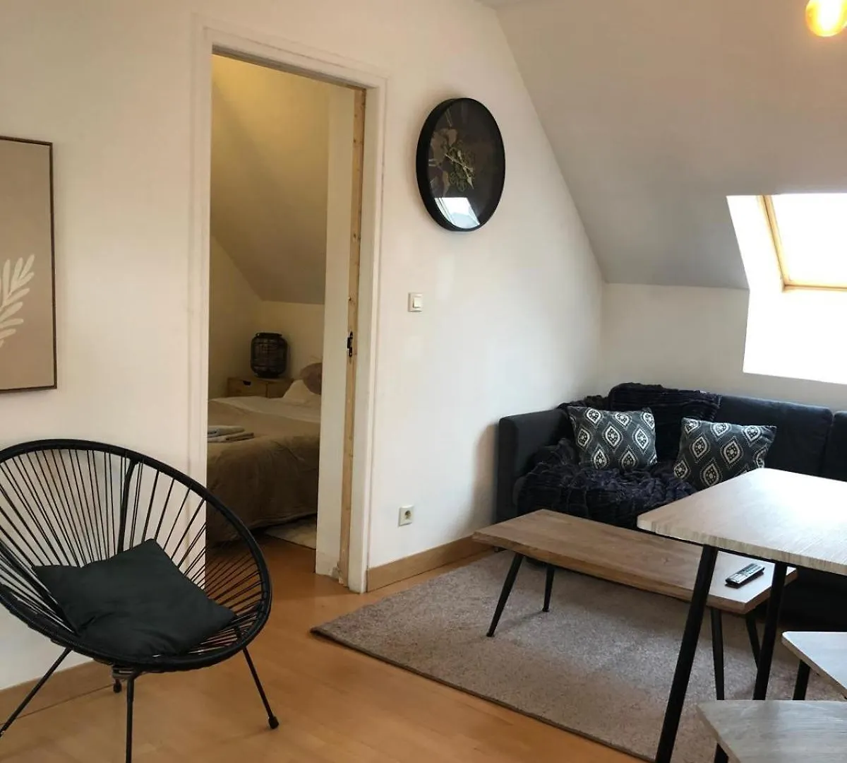 Servallhost- Duplex Proche Centre Parking Et Fibre Inclus Beauvais France