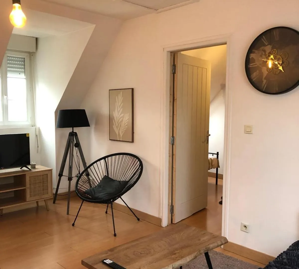 Servallhost- Duplex Proche Centre Parking Et Fibre Inclus Beauvais 0*,  France