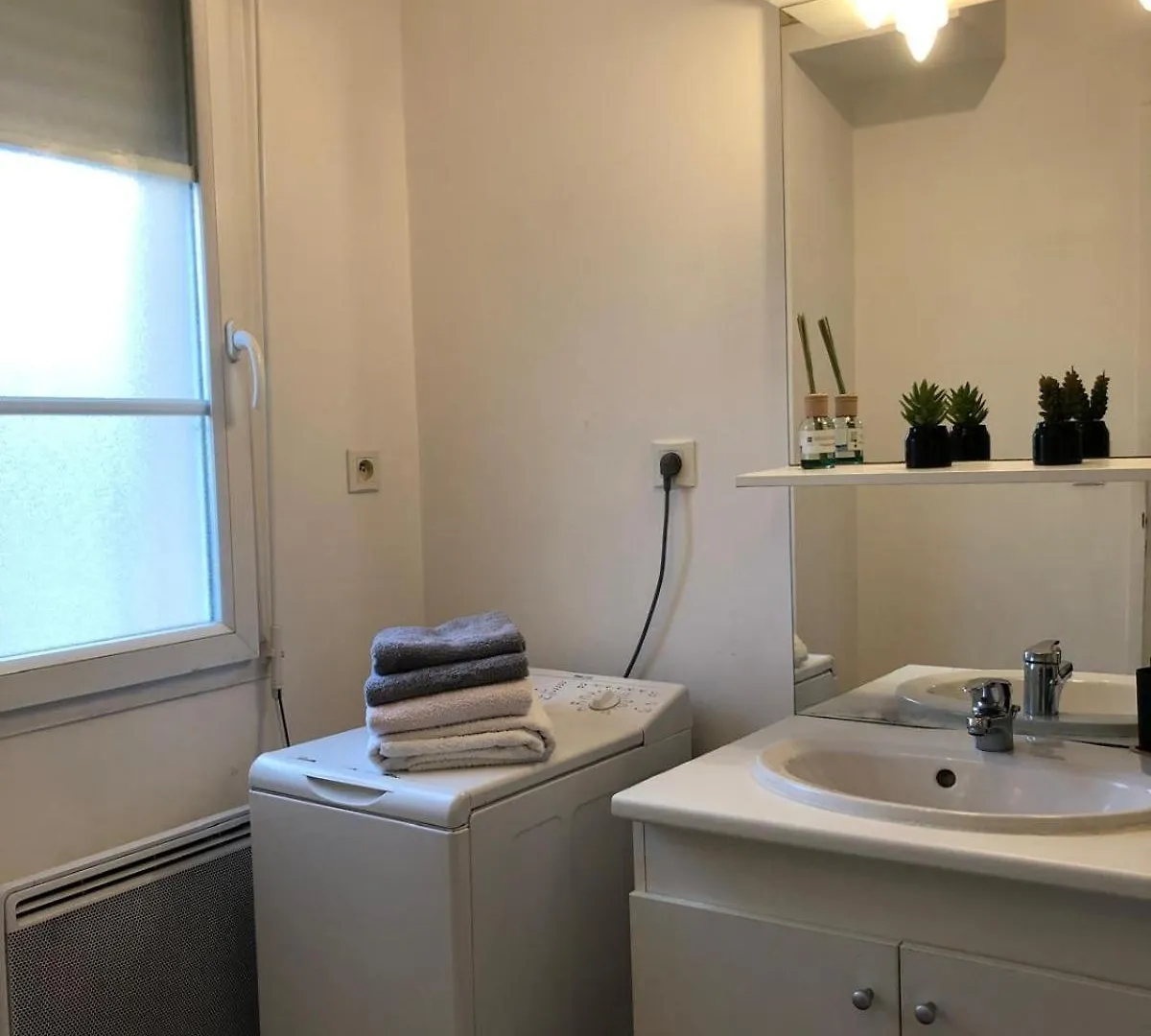 Servallhost- Duplex Proche Centre Parking Et Fibre Inclus Beauvais Apartment